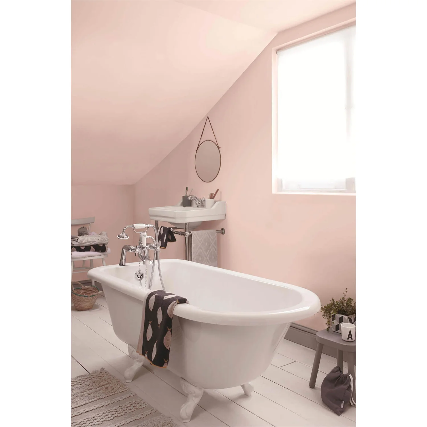 Dulux Easycare Bathroom Blush Pink Tester Paint - 30ml Dulux Easycare Bathroom Blush Pink Tester Paint - 30ml -Sandtex Shop 12820140 1864833216019875