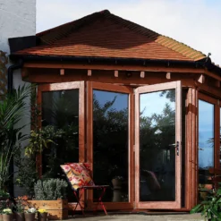 Sadolin Extra Durable Woodstain Redwood - 2.5L -Sandtex Shop 12832887 2734951406596266