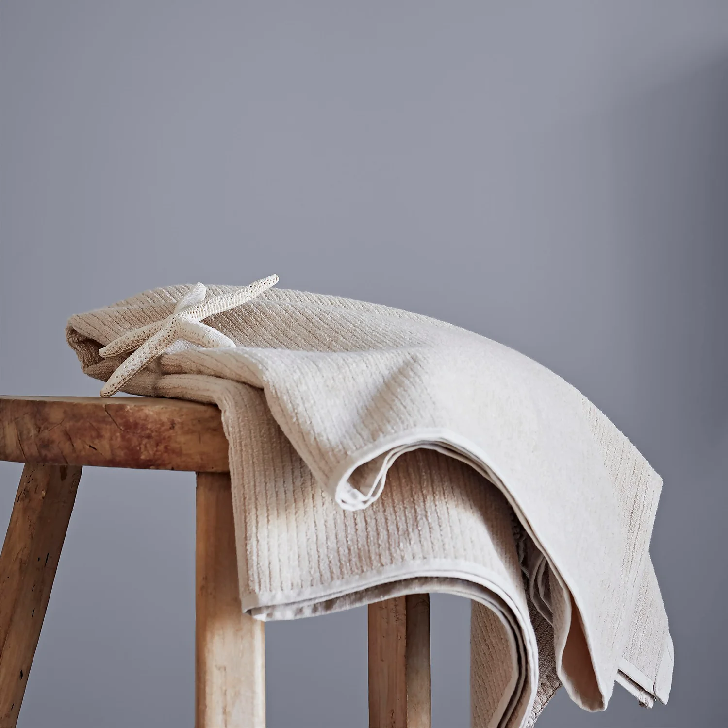 Crown Easyclean® Mouldguard+ Bathroom Mid Sheen Washable Multi Surface Paint Blue Gravel® - 2.5L Crown Easyclean® Mouldguard+ Bathroom Mid Sheen Washable Multi Surface Paint Blue Gravel® - 2.5L -Sandtex Shop 12886755 1384853415486831