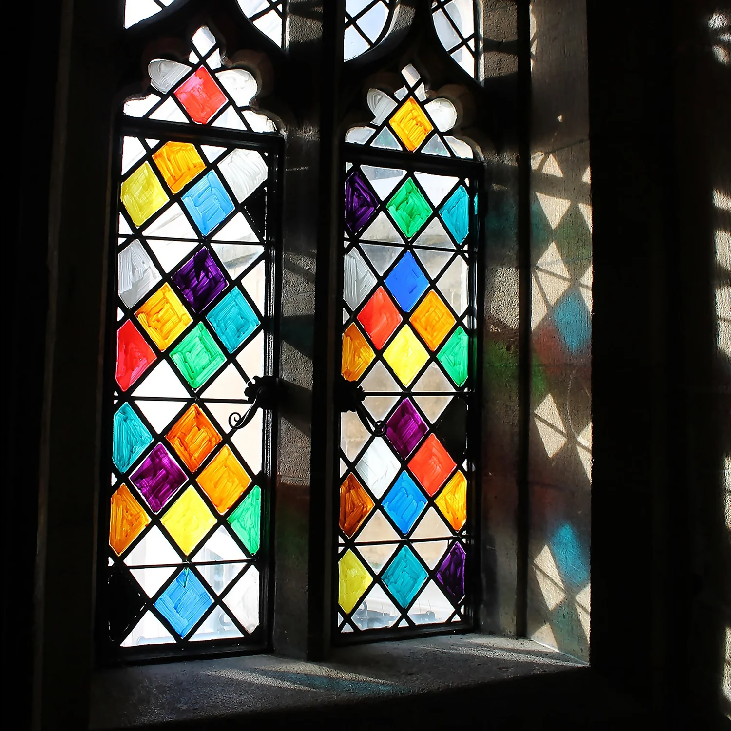 Thorndown Dragon Red Peelable Glass Paint 750ml Thorndown Dragon Red Peelable Glass Paint 750ml -Sandtex Shop 13301844 1184920590923689