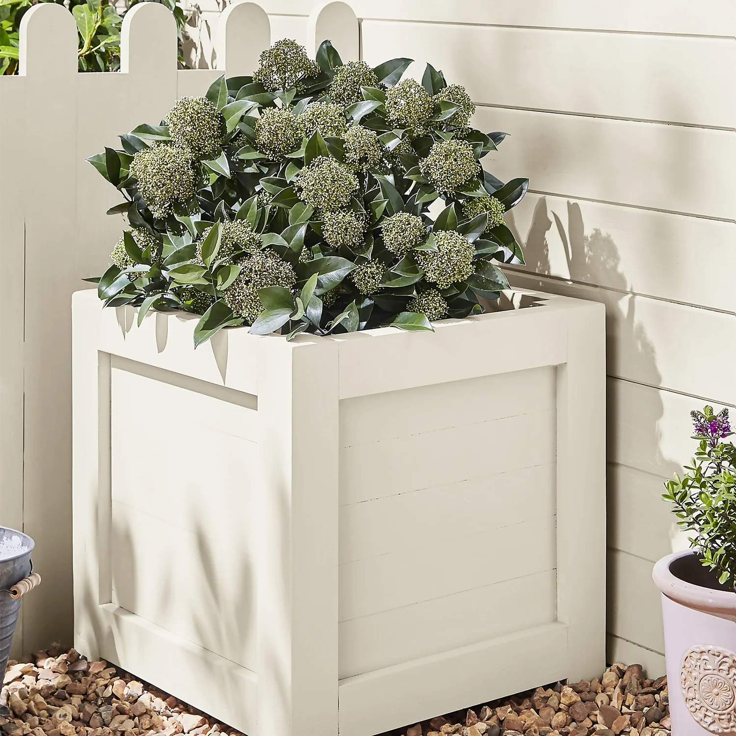 Laura Ashley Eggshell Garden Paint Ivory - 2.5L Laura Ashley Eggshell Garden Paint Ivory - 2.5L -Sandtex Shop 13737267 1394948035592737